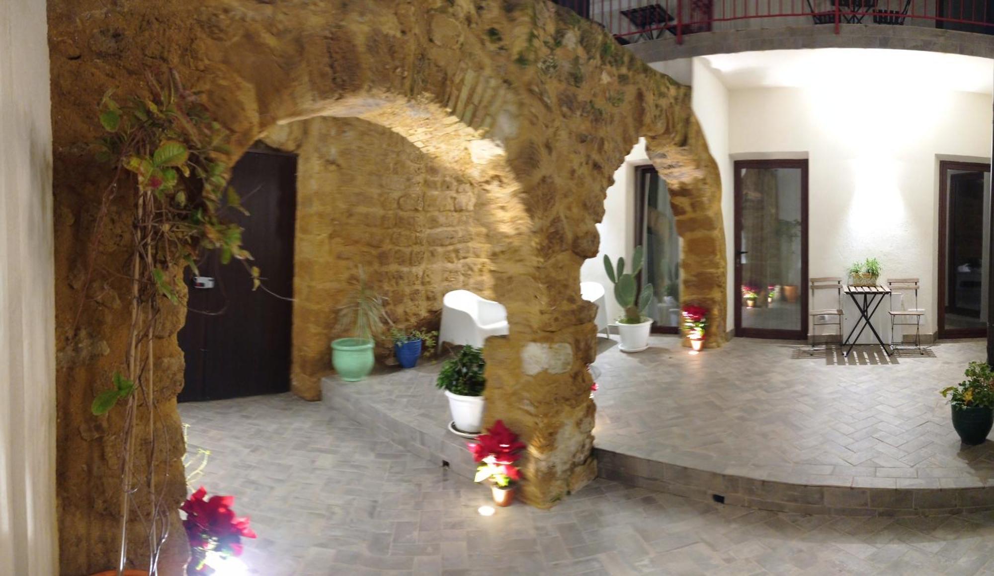 Hotel Cortile Baronello à Agrigente Extérieur photo