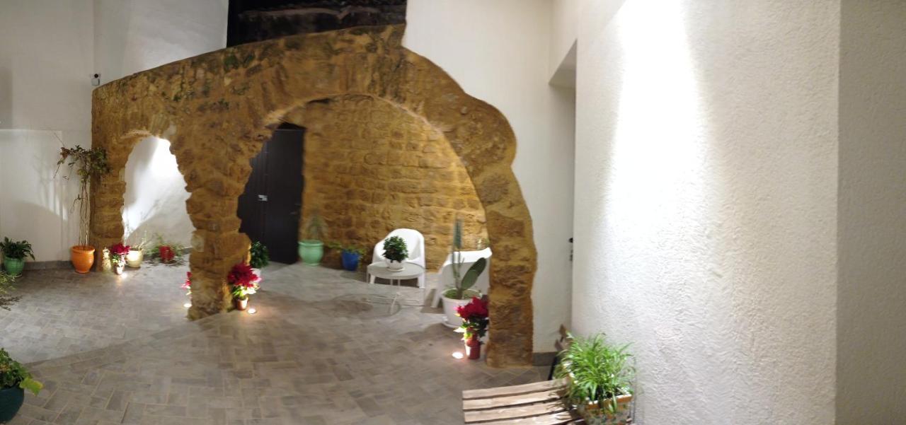 Hotel Cortile Baronello à Agrigente Extérieur photo