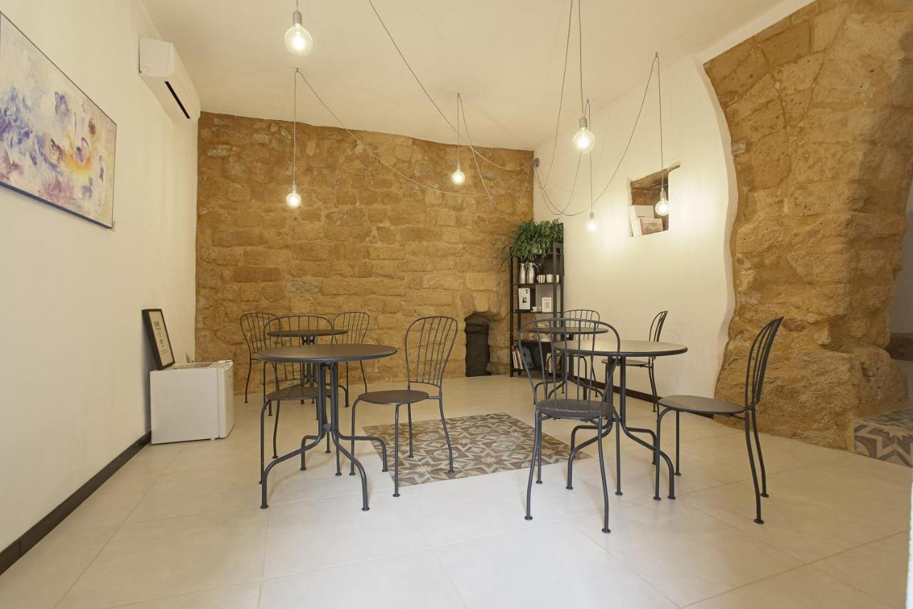 Hotel Cortile Baronello à Agrigente Extérieur photo