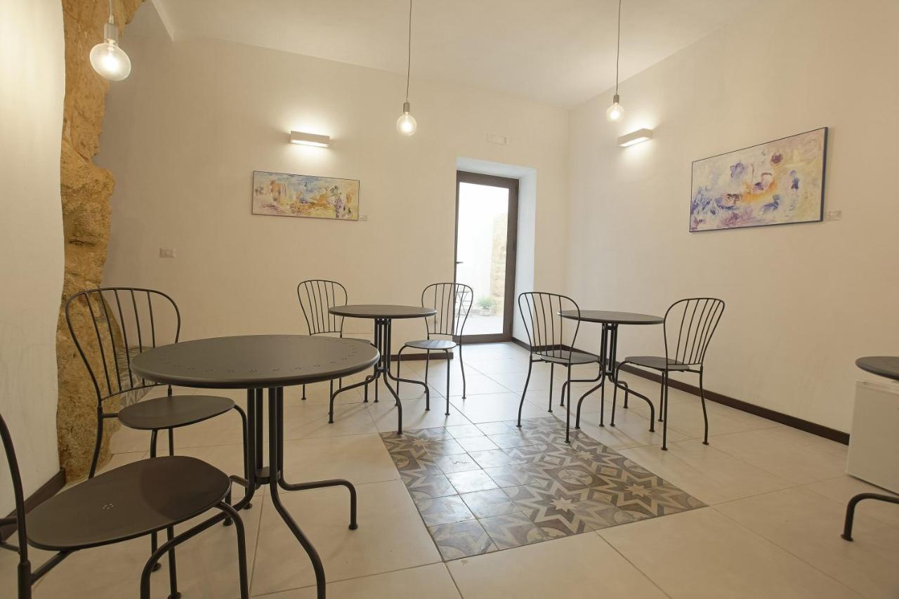 Hotel Cortile Baronello à Agrigente Extérieur photo