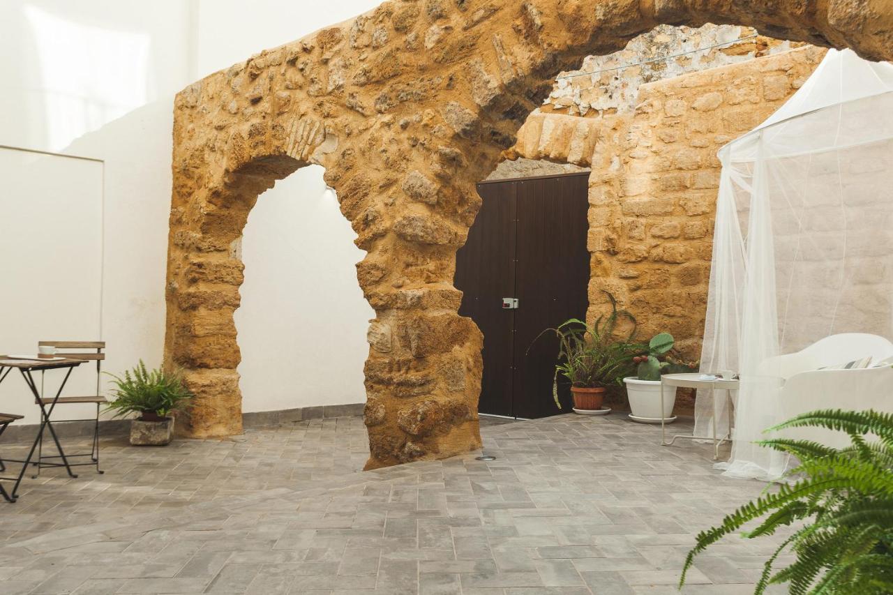 Hotel Cortile Baronello à Agrigente Extérieur photo