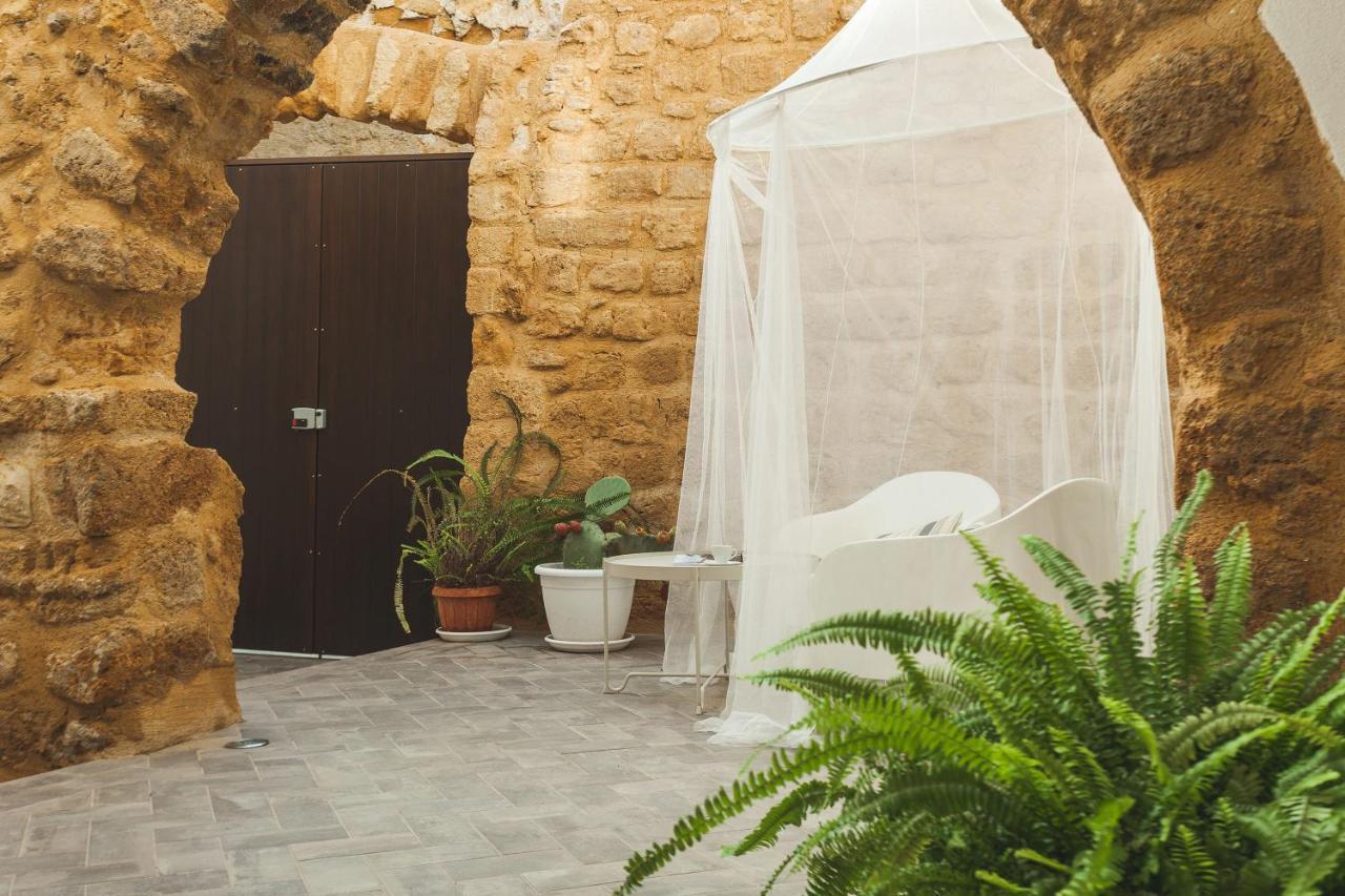 Hotel Cortile Baronello à Agrigente Extérieur photo